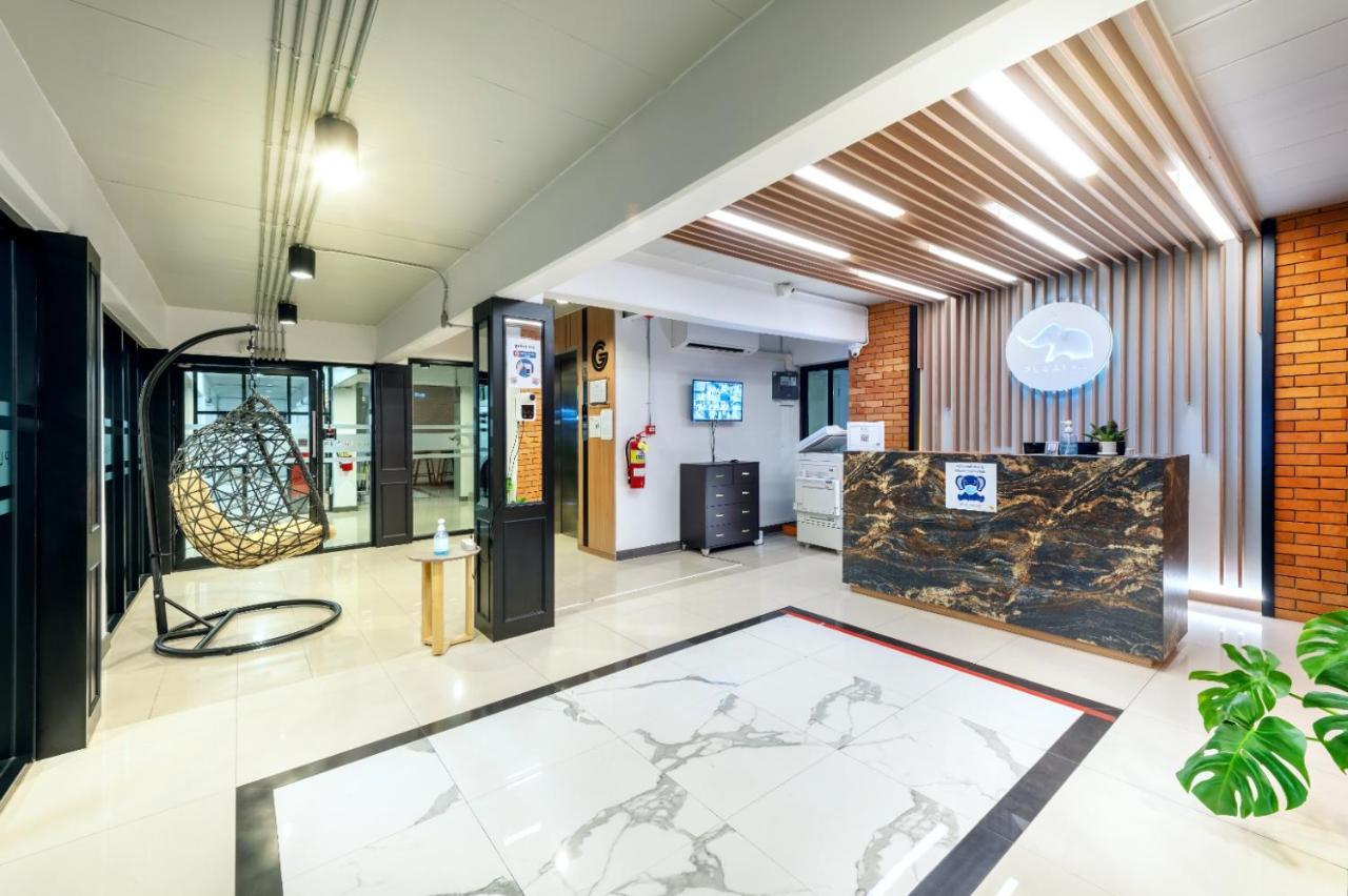 Plaai Play Hotel Rayong Exterior photo