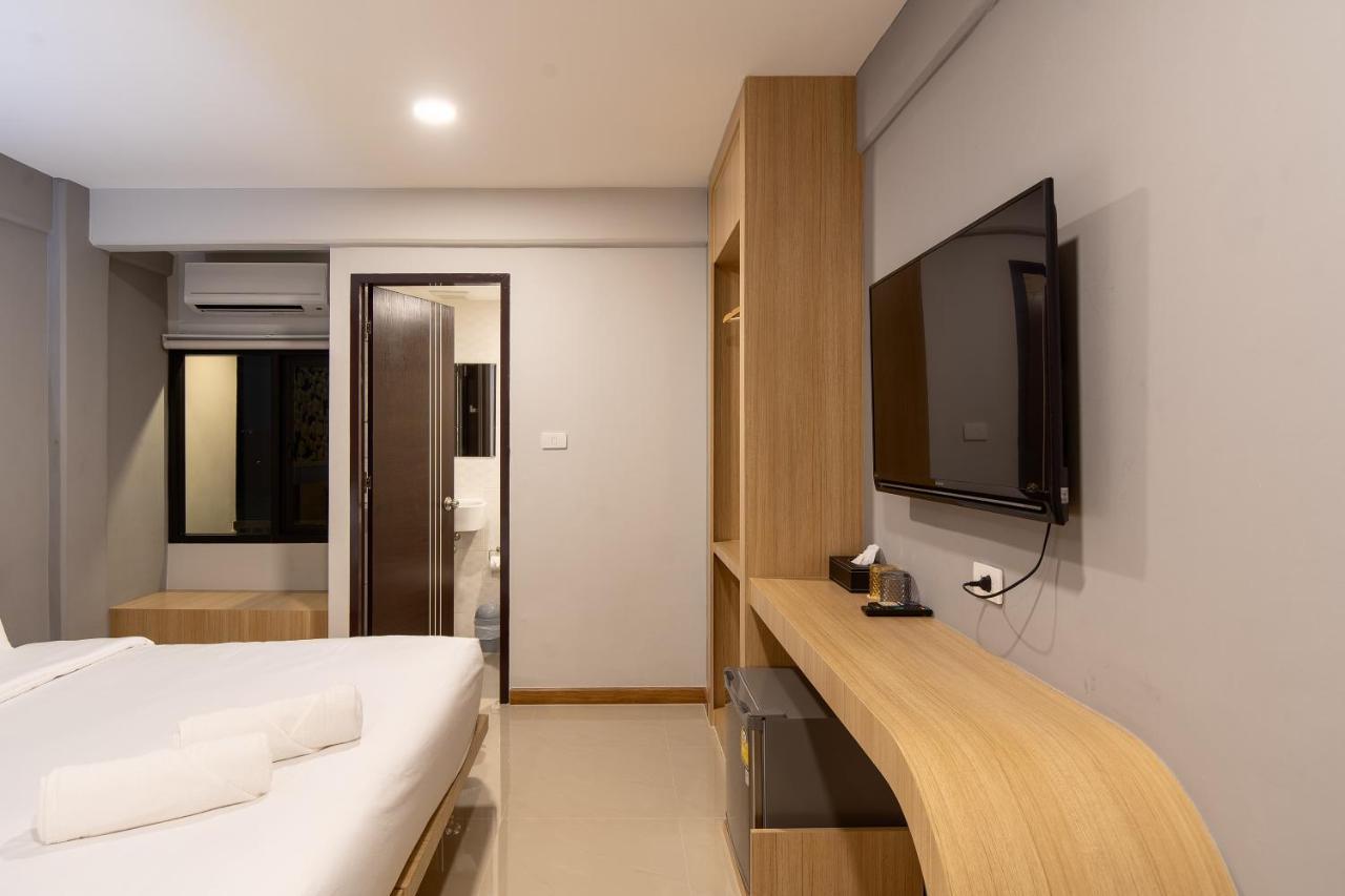 Plaai Play Hotel Rayong Exterior photo