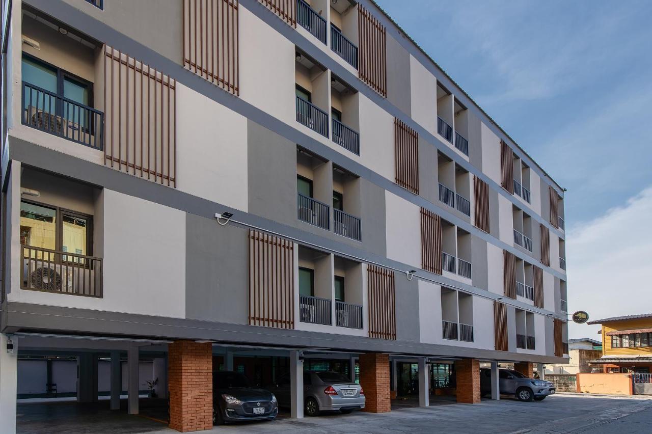 Plaai Play Hotel Rayong Exterior photo