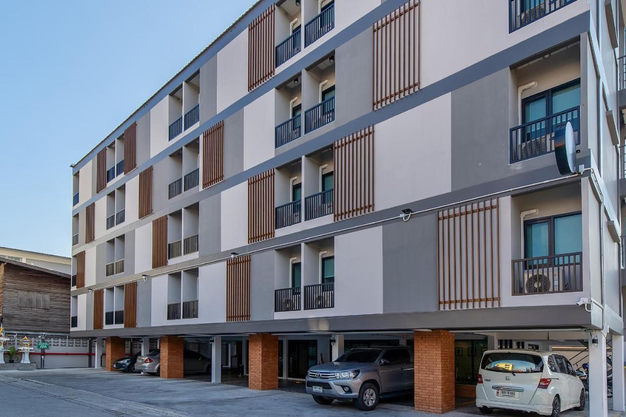 Plaai Play Hotel Rayong Exterior photo