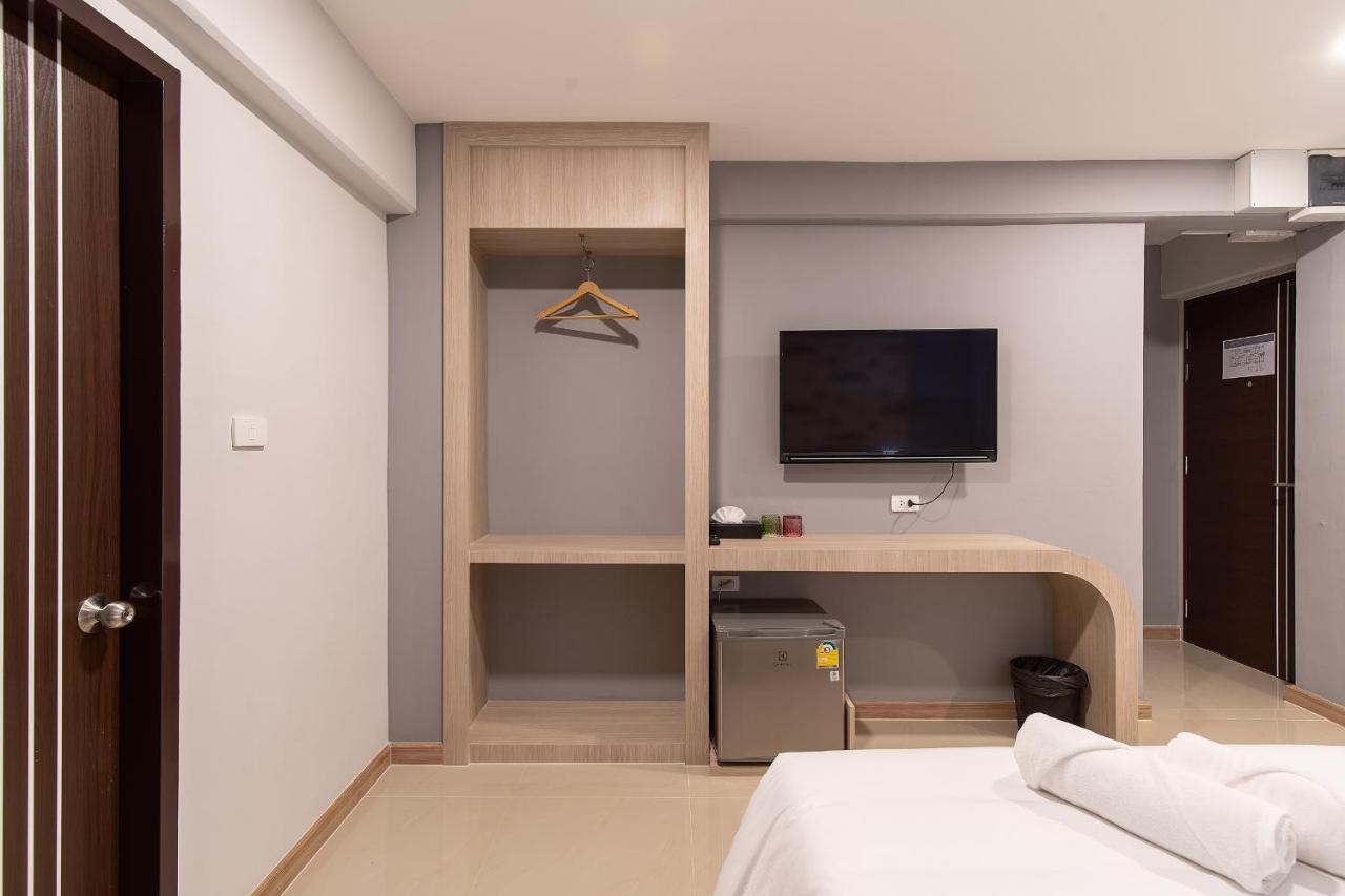 Plaai Play Hotel Rayong Exterior photo